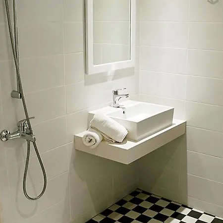 Hotel Apladas